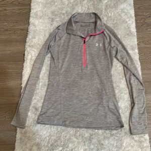 Women's Under Armour XS light half zip pullover.